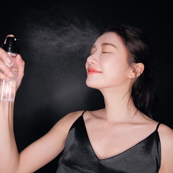 🧡XỊT KHOÁNG KIỀM DẦU 3CE MOIST GLOSSING FACE OIL MIST | BigBuy360 - bigbuy360.vn