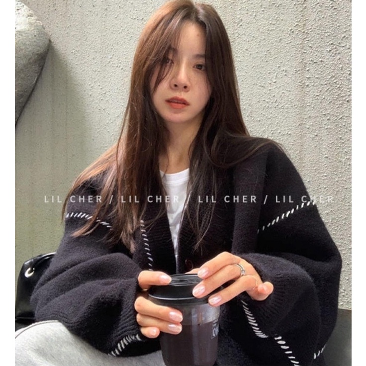 Cardigan len viền kẻ