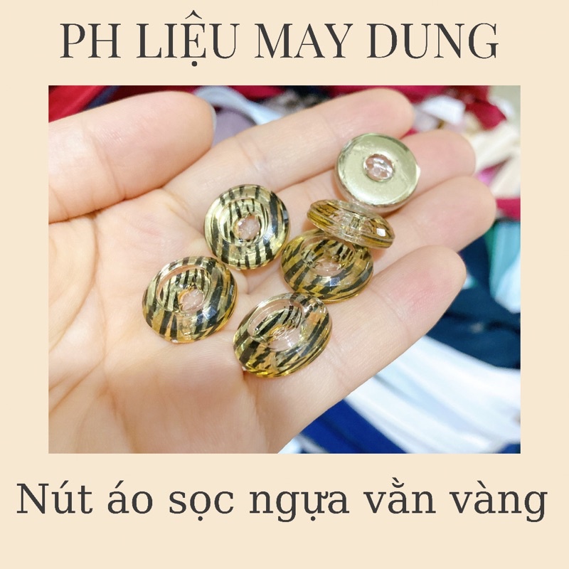 Nút áo sọc vằn ( bán từ 5 nút)