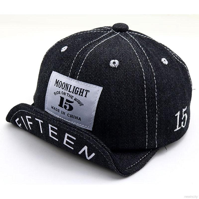 Mũ bóng chày có thể điều chỉnh kích cỡ cho bé