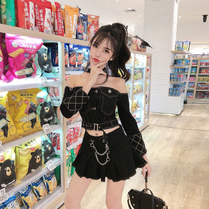 Cả set áo croptop tay dài jeans trễ vai ôm body gợi cảm+váy ngắn lưng cao xếp ly có xích vòng cổ ulzzang
