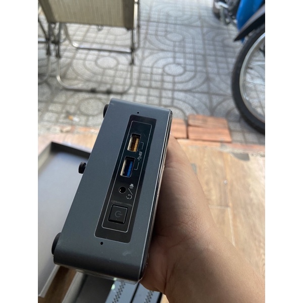 Máy tính nhỏ gọn Intel Nuc - rất gọn | BigBuy360 - bigbuy360.vn