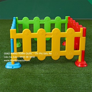 Hàng rào nhựa, rào chắn cho bé vui chơi an toàn( giá chỉ 1 tấm kích thước dài 1m cao 55)