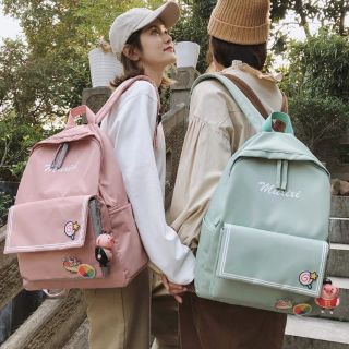 Balo Ulzzang Kèm Phụ Kiện Móc Khóa Như Hình
