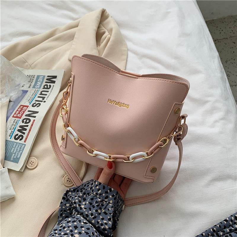 New Simple Texture Chain Bucket Bag For Women 2021 New Trendy All-Match High Sense All-Matching Ins Internet Celebrity c