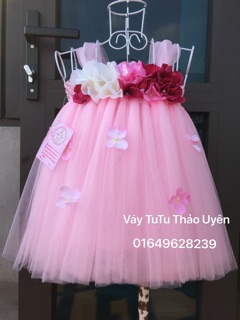 Váy công chúa bé gái màu hồng phấn