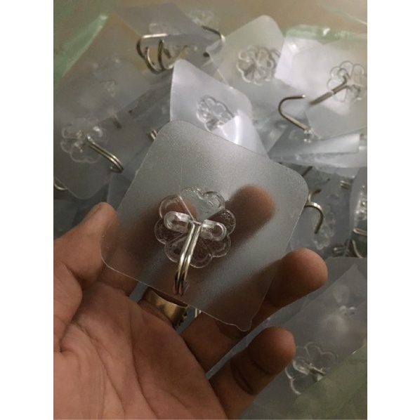 Sỉ 10 móc dán tường trong suốt