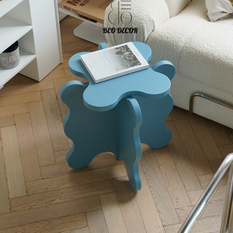 Bàn gỗ đầu giường đa năng BEO DECOR, bàn trà hình cánh hoa nhiều màu trang trí phòng ngủ, home stay phong cách Vintage