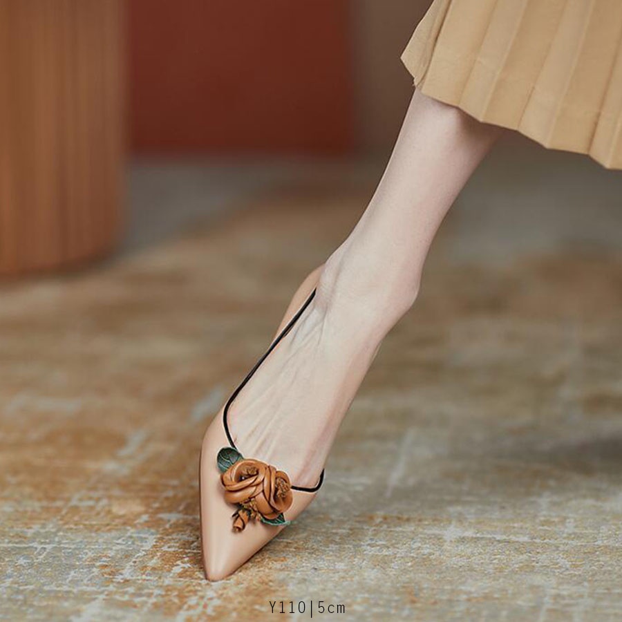 Giày cao gót 3p đính hoa cực xinh - Y110