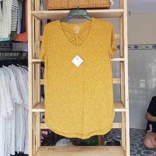 Áo thun 24 7 vạt bầu