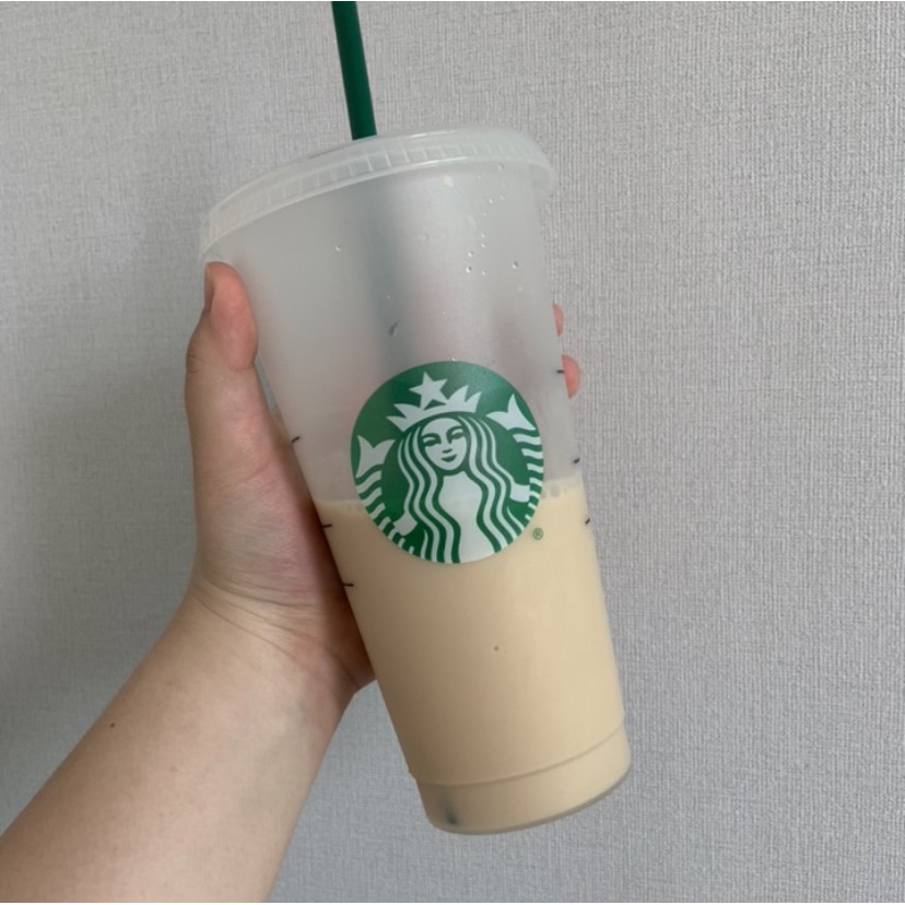 Cốc Starbucks nhựa 709ml ~ tặng kèm ồng hút