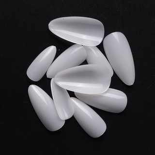 Móng úp tay form bầu trơn