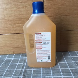 Nước lau sàn Suzy tinh chất quế 1000ml