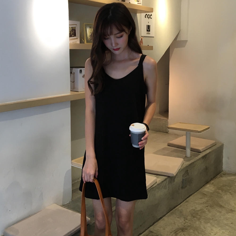 [Mã FAGREEN55 giảm tới 30K đơn 99K] Váy hai dây dáng rộng cổ chữ V màu trơn cá tính cho nữ | BigBuy360 - bigbuy360.vn