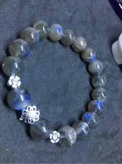 Vòng tay xà cừ phối charm