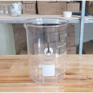 Cốc thủy tinh chịu nhiệt chia vạch 5000ml