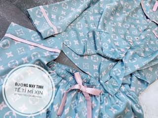 Bộ pyjama lụa satin LV