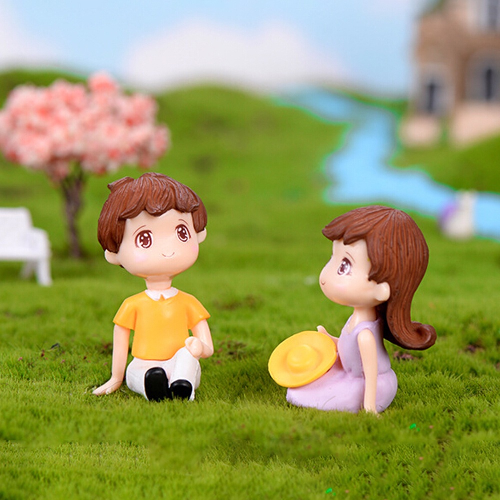 【SPP】2Pcs Mini Girl Boy Sit Down Look Up Model Figurine Landscape Ornament DIY Decor