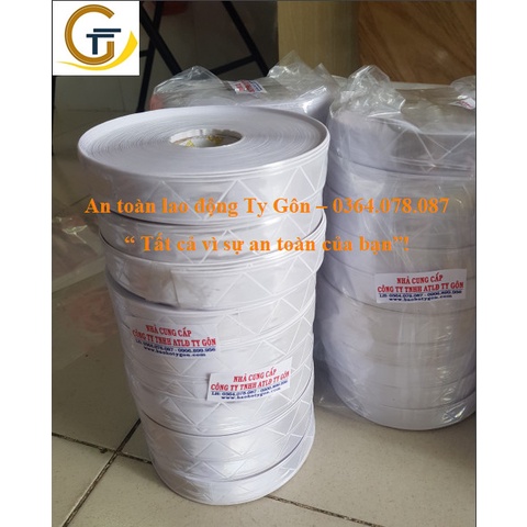 Phản quang nhựa 2,5cm màu trắng