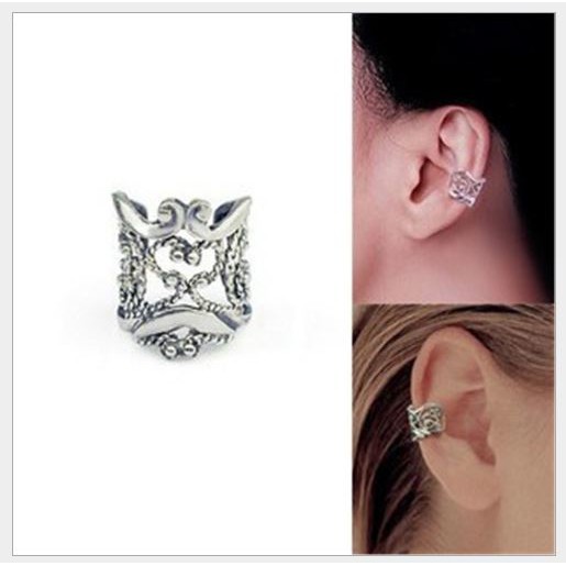 Hoa tai kẹp vành một bên - Kiểu cá tính