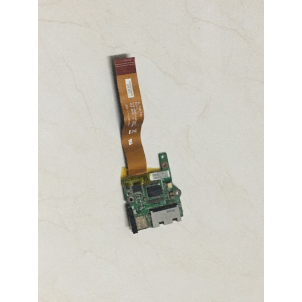 vỉ usb laptop toshiba u500