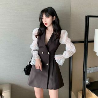 Đầm cổ vest 4 cúc tay phồng