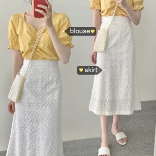 Set áo vàng chân váy thô dập hoa