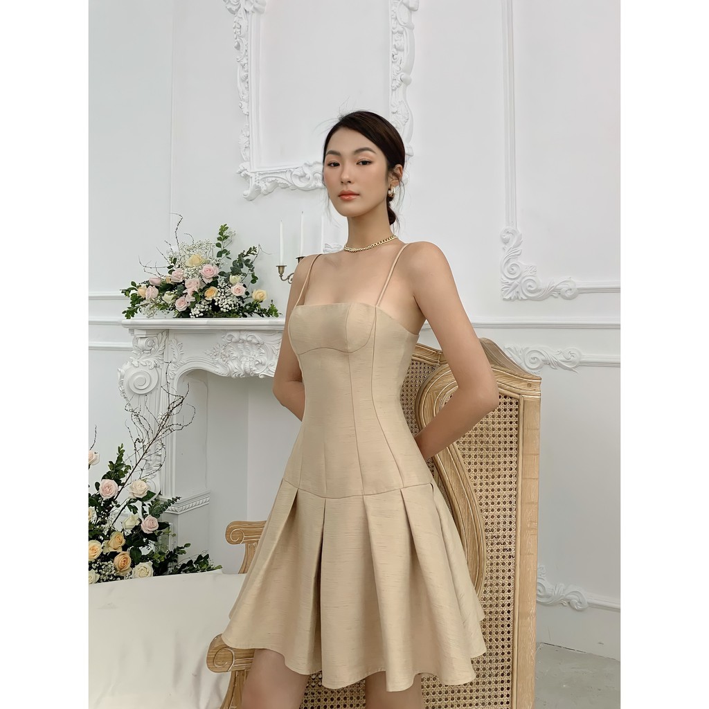 MOLLYNISTA- Đầm Mina nâu 2 dây rã 6 mảnh xếp ly tùng | BigBuy360 - bigbuy360.vn