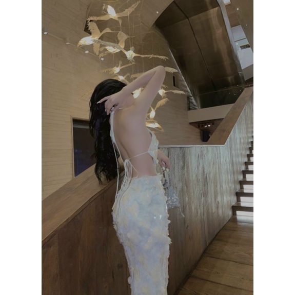 Đầm body kim sa cổ yếm khoec eo