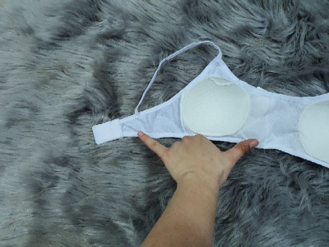 Áo lá muốt có gài học sinh 18k/ 1 cái | BigBuy360 - bigbuy360.vn