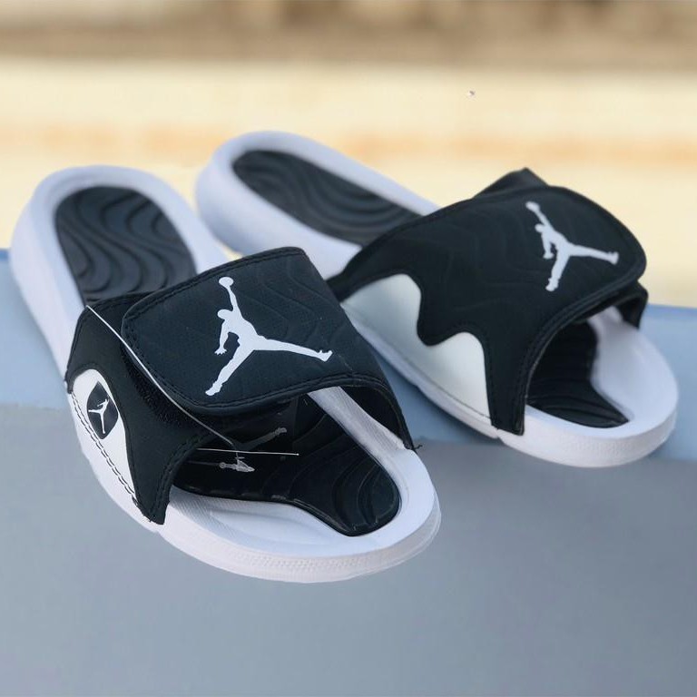Dép jordan ❤️FREESHIP + HỘP❤️ quai ngang bóng rổ nam nữ JD4 trắng đen logo trắng, có tag mac đầy đủ