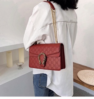 Túi đầu rồng khoá đồng