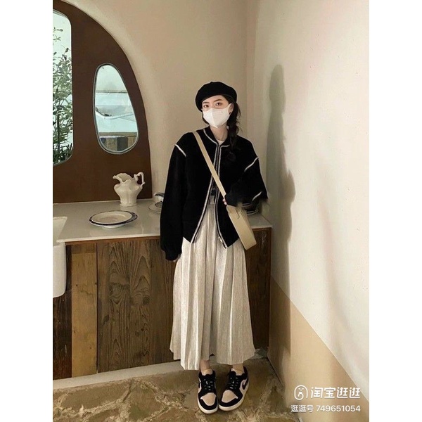 Bán sỉ áo bomber đen da lộn dây viền cho nữ