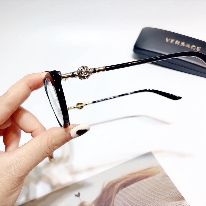 Gọng cận xinh chuẩn đét | BigBuy360 - bigbuy360.vn