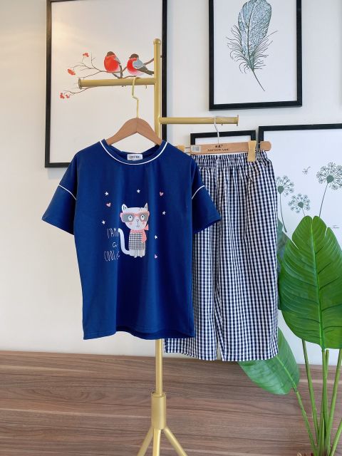 Bộ ao phông quần kẻ