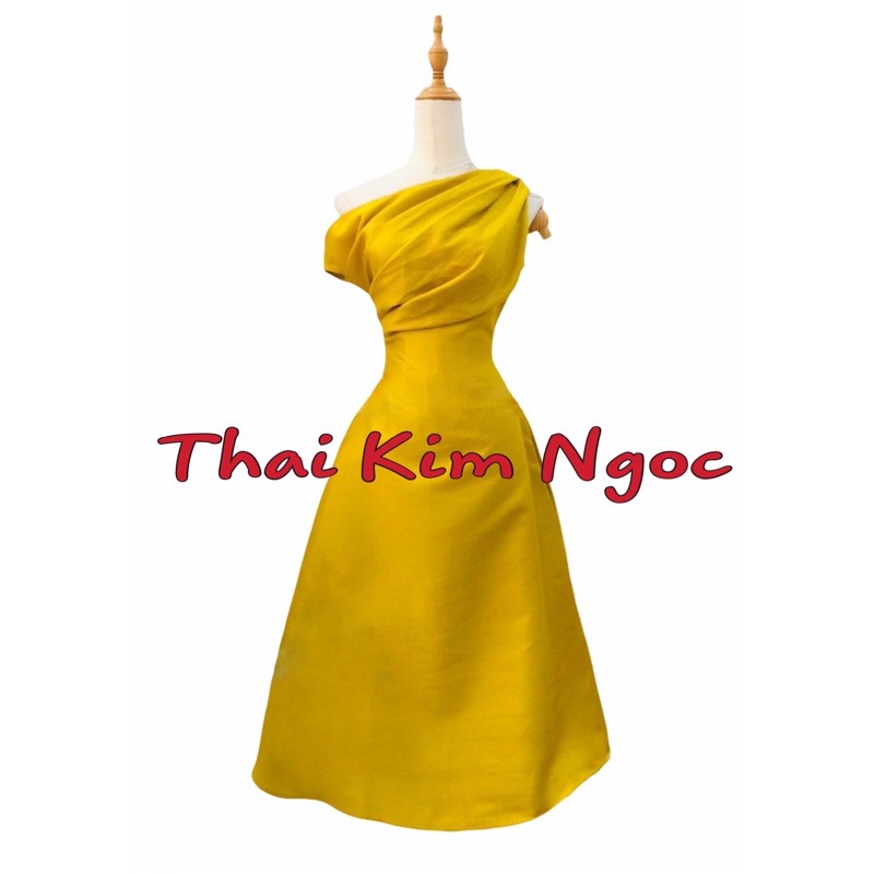 Đầm dự tiệc lệch vai xếp li 3 màu sang trọng | BigBuy360 - bigbuy360.vn