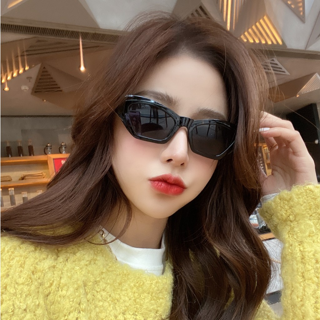 Kính mát mắt mèo gọng nhựa chống tia UV400 thời trang trẻ trung dành cho nam nữ