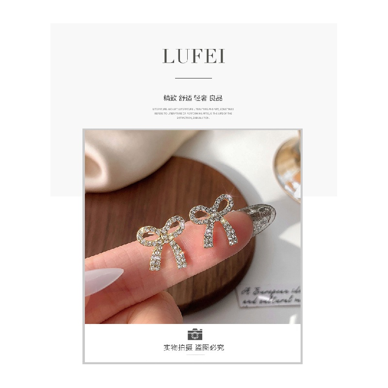 Khuyên tai mặt hình nơ đính đá nhân tạo xinh xắn thời trang dành cho nữ