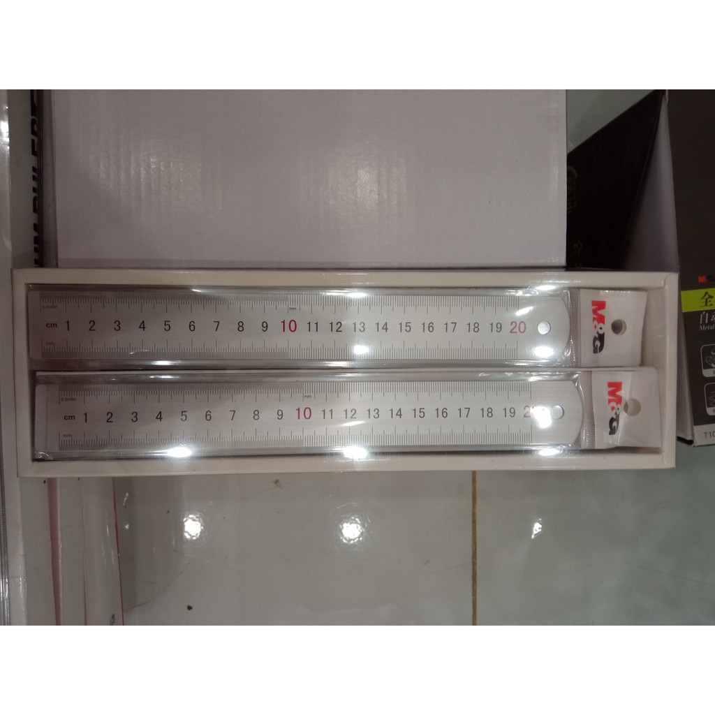 Thước nhôm M&G 20cm ARLN0483