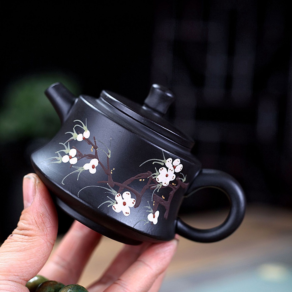 Ấm Tử Sa Nghi Hưng Trụ Sở Mai Hương 150 ml (Hắc Nê)