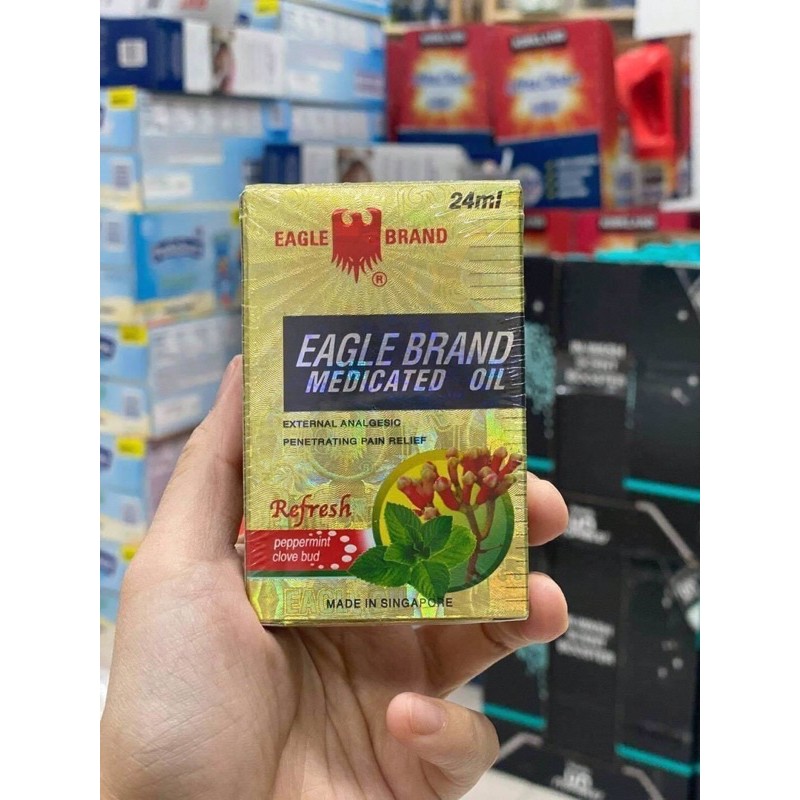 Dầu Gió Nước Xanh - Vàng Con Ó 2 Nắp Eagle Brand 24ml