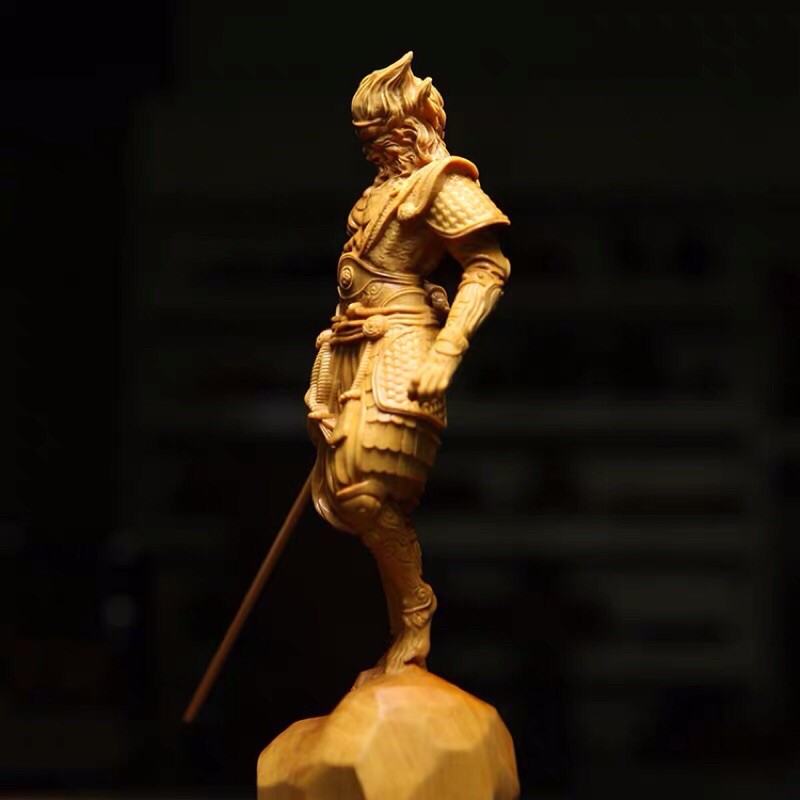 Tượng gỗ Tề Thiên Hàng Yêu-cao 17cm.