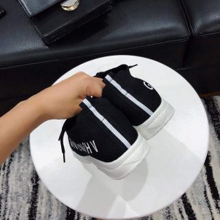 Giày thể thao vải lưới mềm êm
