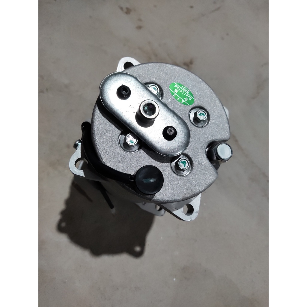 Lốc điều hoà AM402 lắp xe tải Auman