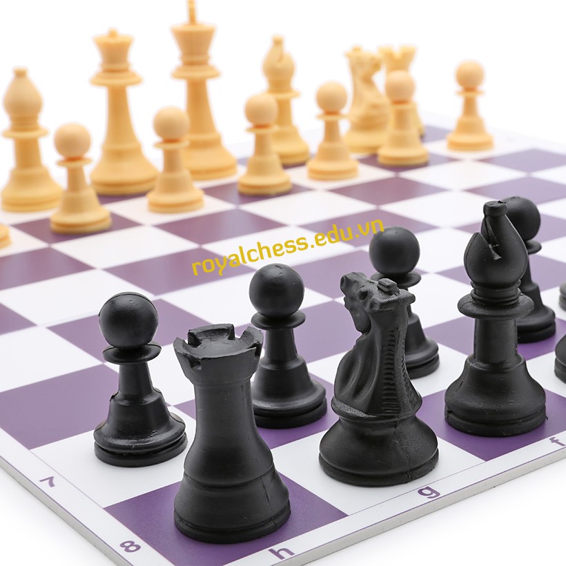 Bộ cờ vua tiêu chuẩn thi đấu YB (Bàn format) ROYALCHESS Bàn 40cm*41cm