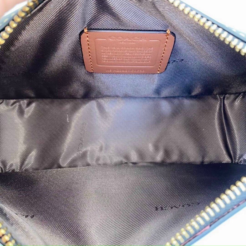 TÚI COACH SWINGER C0638