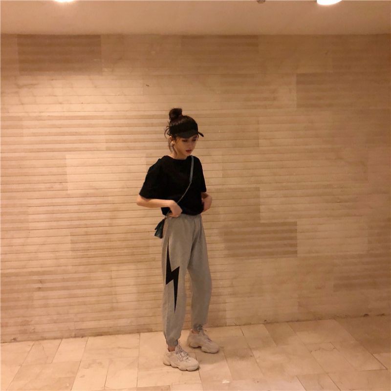 Quần thể thao lưng cao thiết kế dáng rộng thoải mái