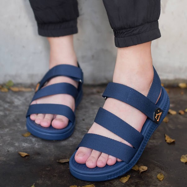 [Mua Kèm Áo Thun 0Đ] Giày Sandal Couple Nam Nữ Hiệu MOL - MS2Ch Xanh đen