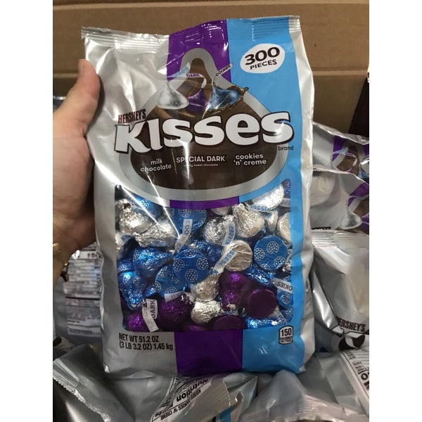 [12/2022]Kẹo socola sữa kisses Mỹ 1.58kg