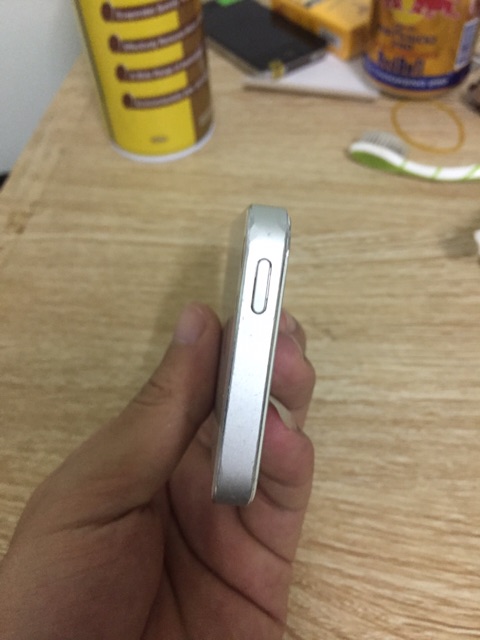 Điện thoại iPhone 5 và iPhone 5S - 32GB/16GB - Thanh lý giá rẻ | BigBuy360 - bigbuy360.vn